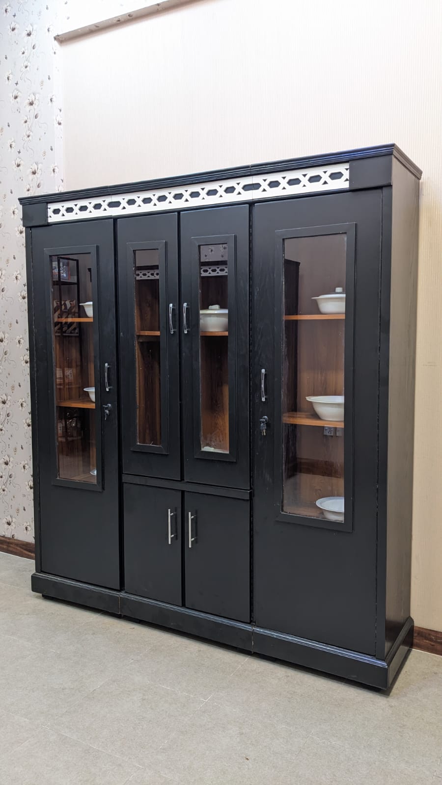 4 Door Crockery Divider