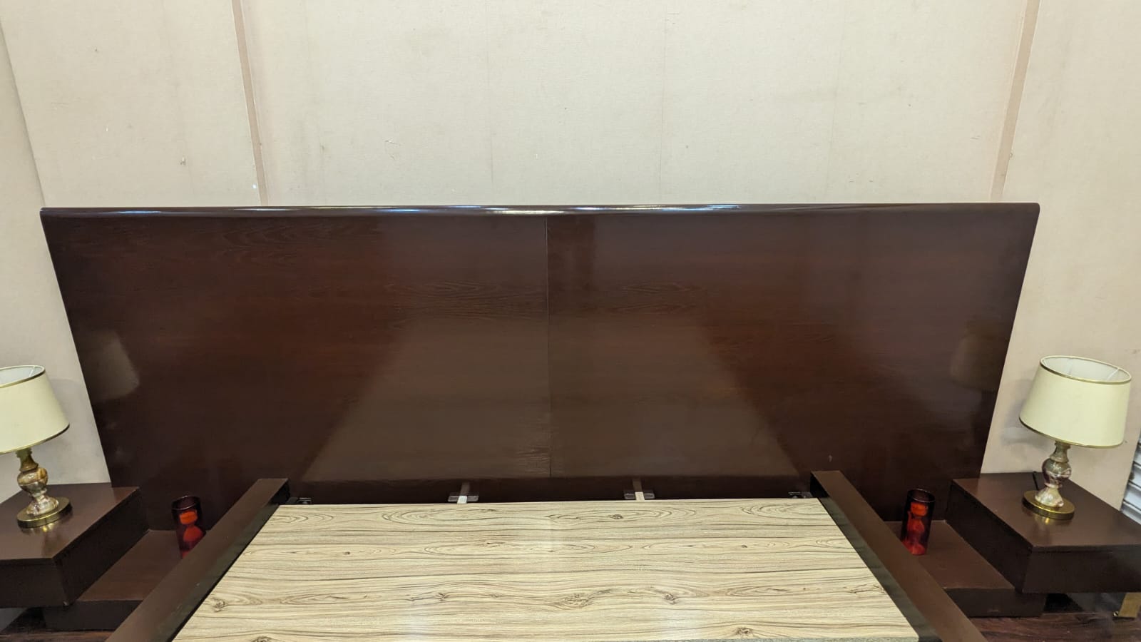 King Size Bed with 2 Side Tables