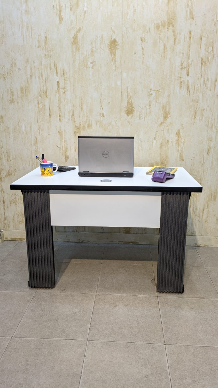 Brand New Modern Study Table – Sleek & Practical
