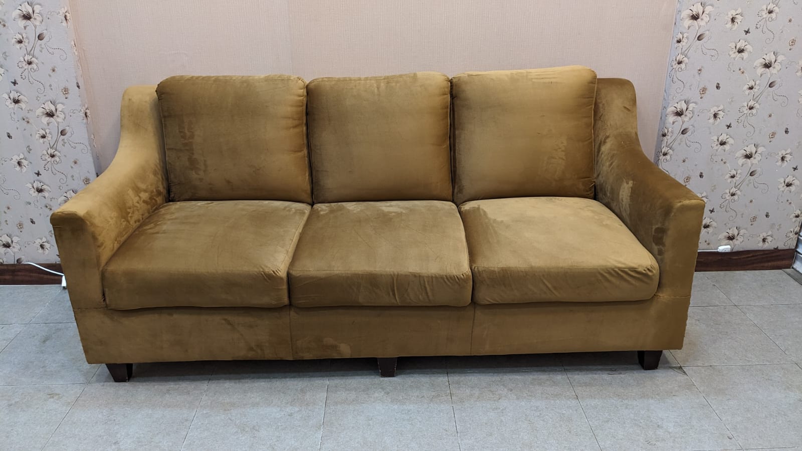 Comfortable 5 Seater Sofa Set