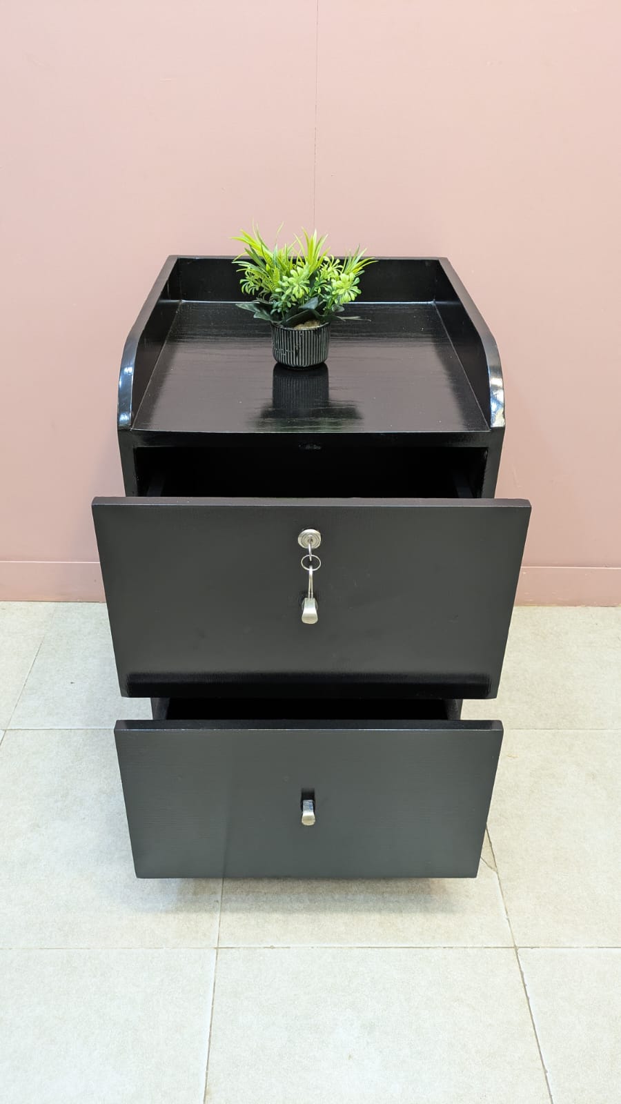 Stylish pedestal Drawer