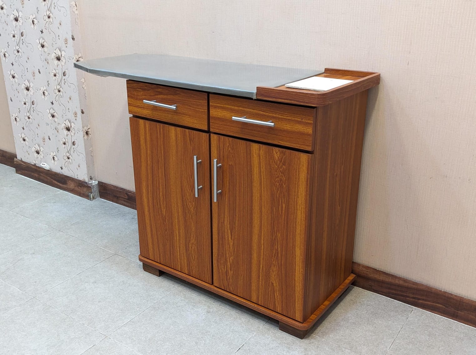 Divinecrafts Brand New Ironing Station