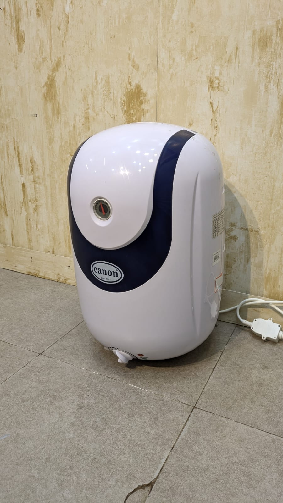 Canon Electric Geyser