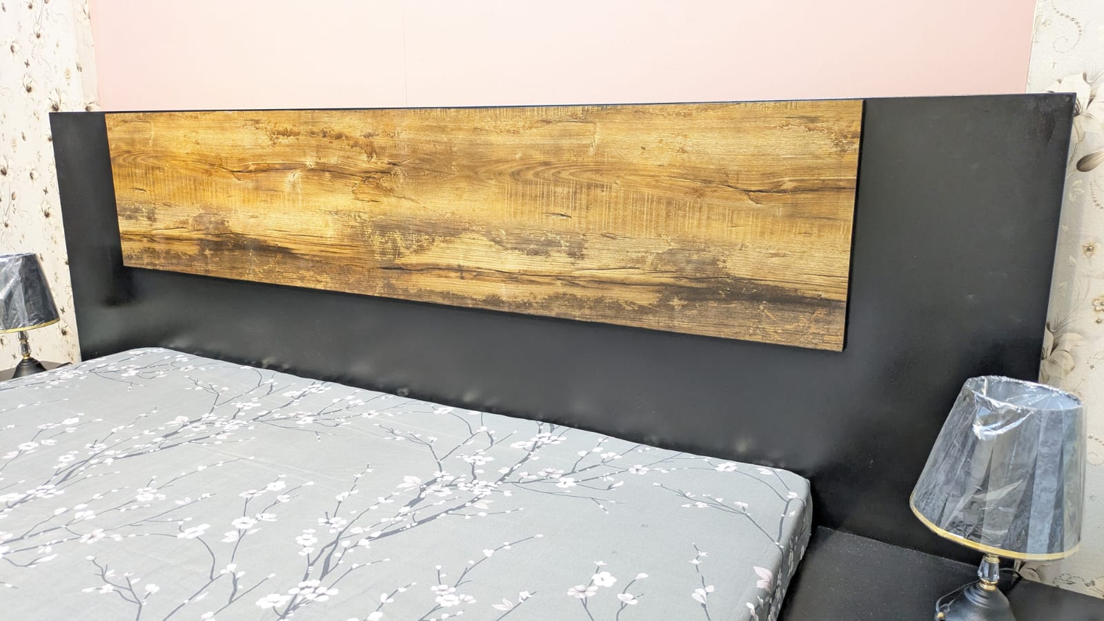 Habitt King Size Bed Set