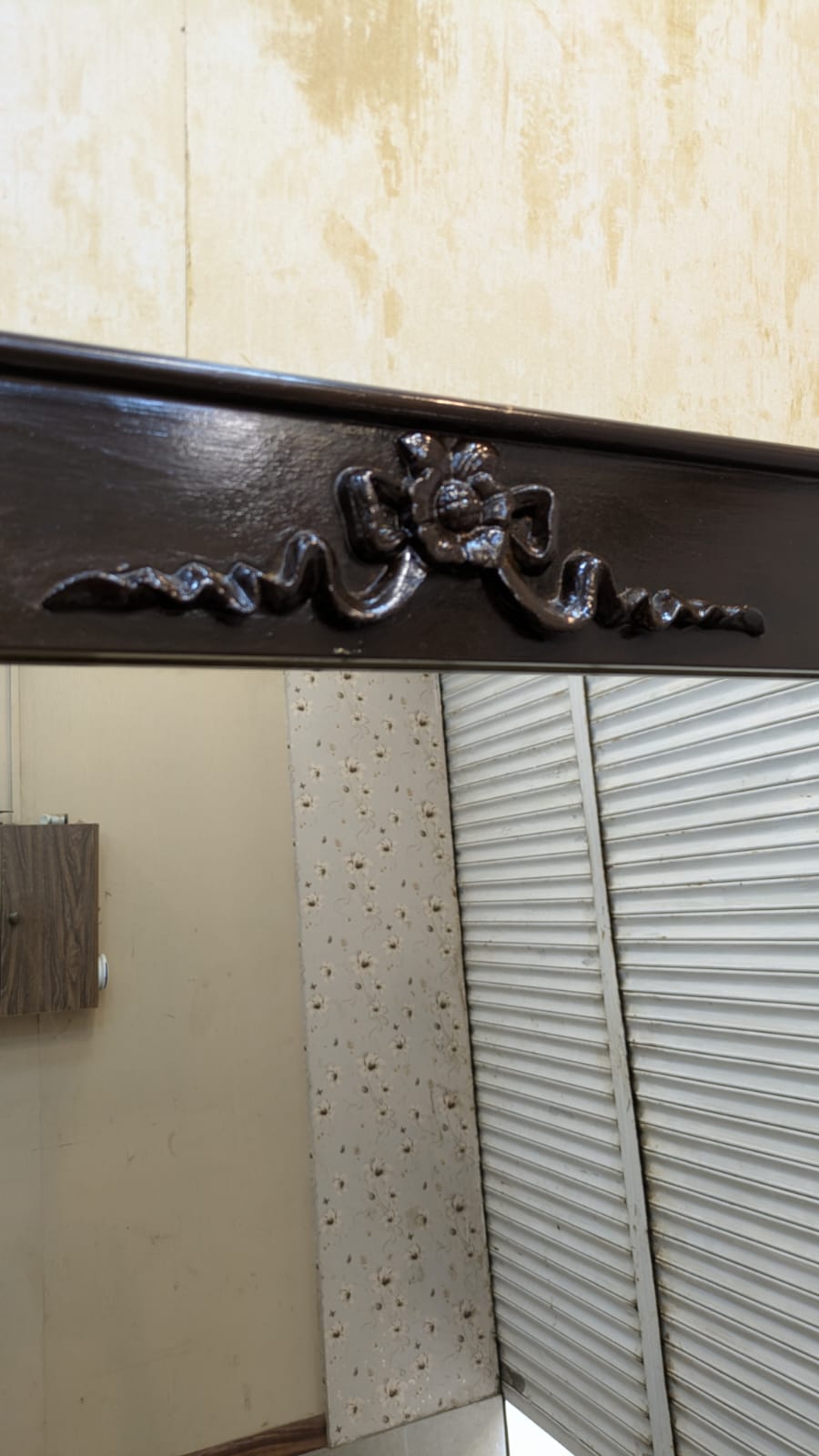Console with Wall-Mounted Mirror