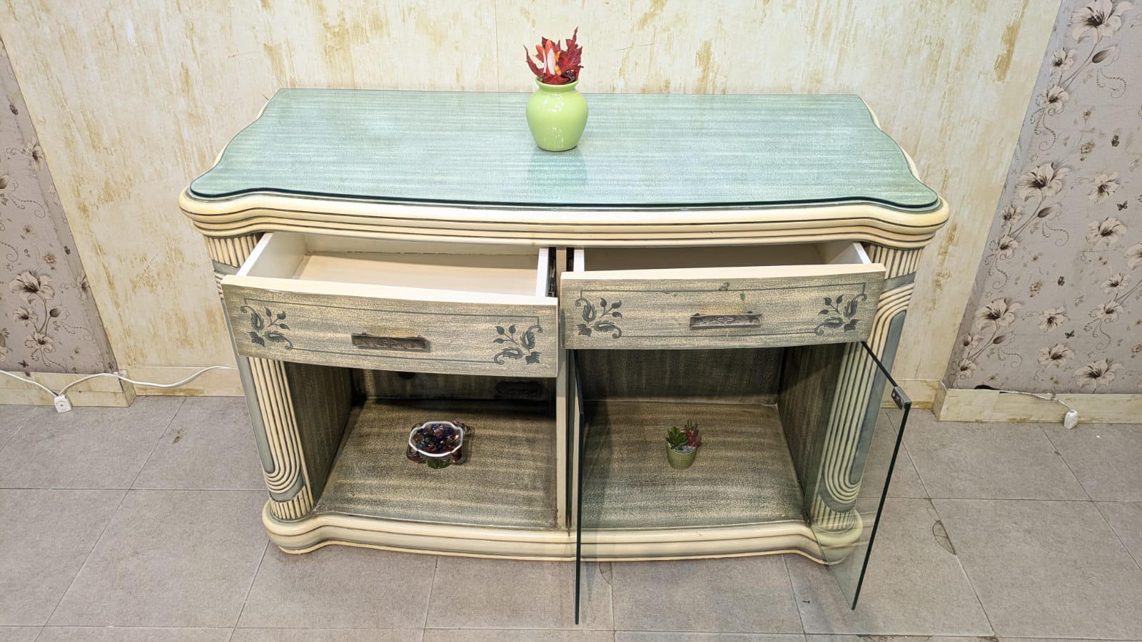 Side Board Cum Console