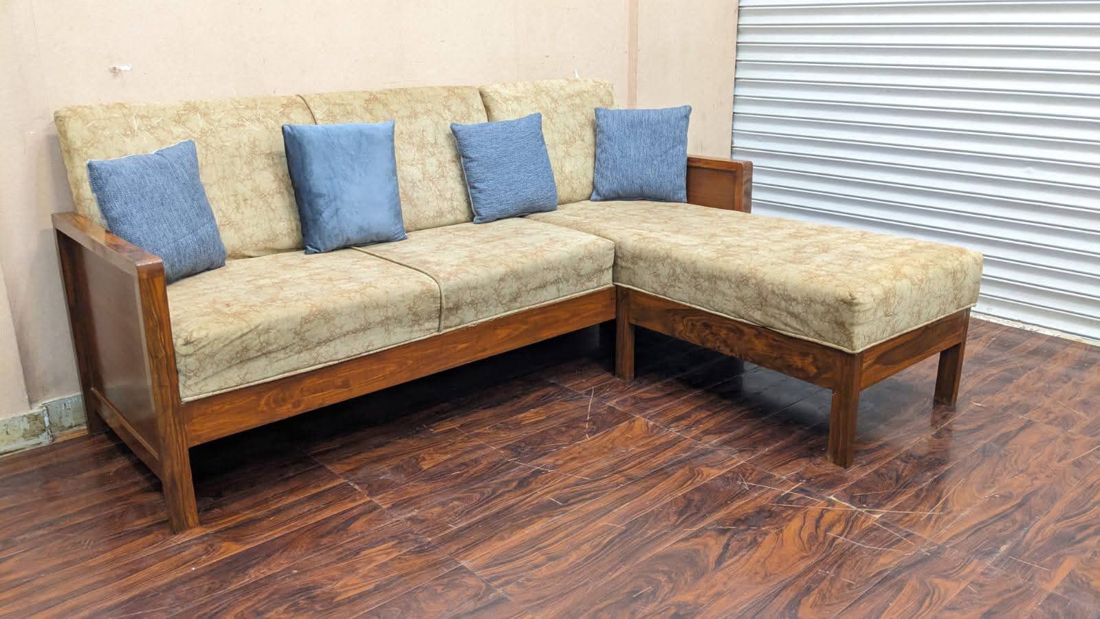 4 Seater L Shape Sofa Set