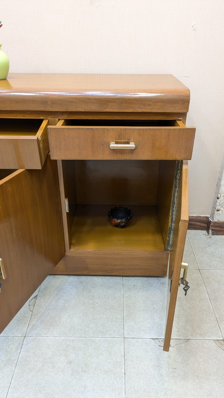 Sideboard
