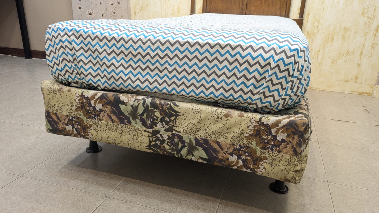 Imported Drexel Heritage Single Bed with Box & Spring Mattress