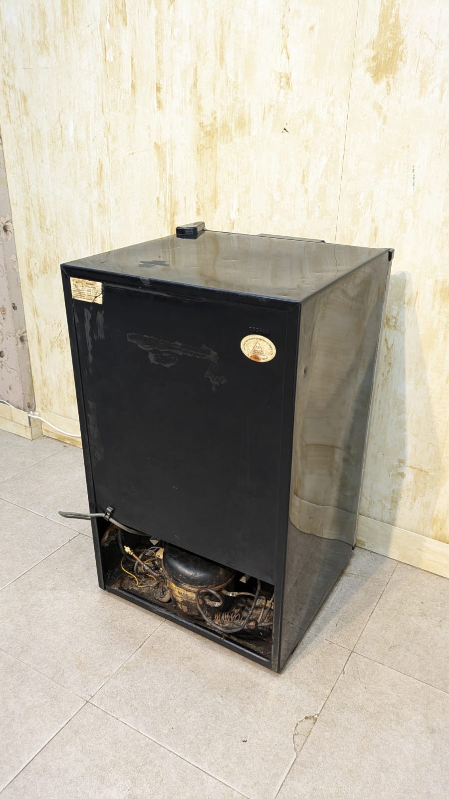 Dawlance Room Refrigerator