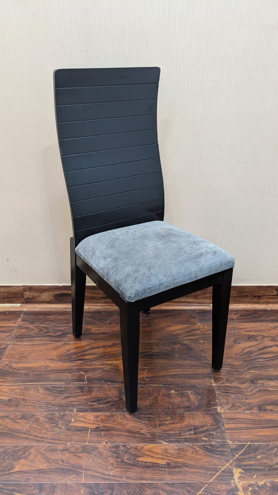 6 Seater Dining Table