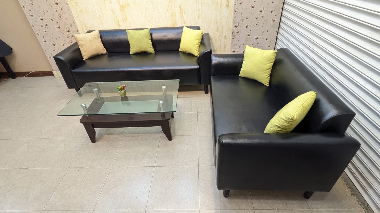 Habitt Osbourne 5 Seater Sofa Set
