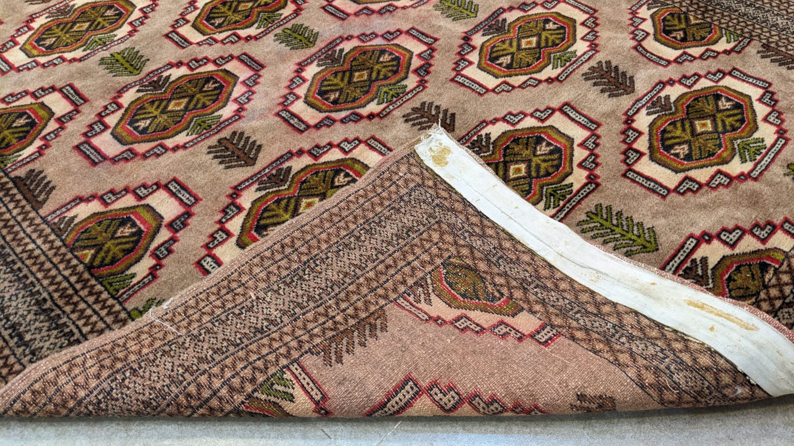 Hand Knotted Turkish Kilim Rug