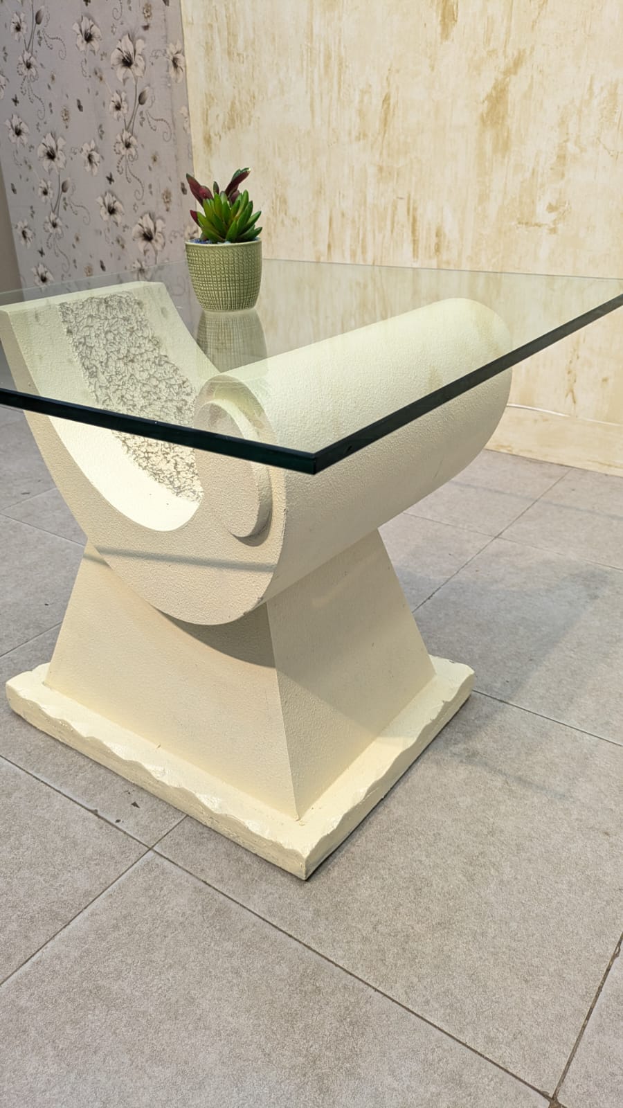 Center Table with 2 Side Tables