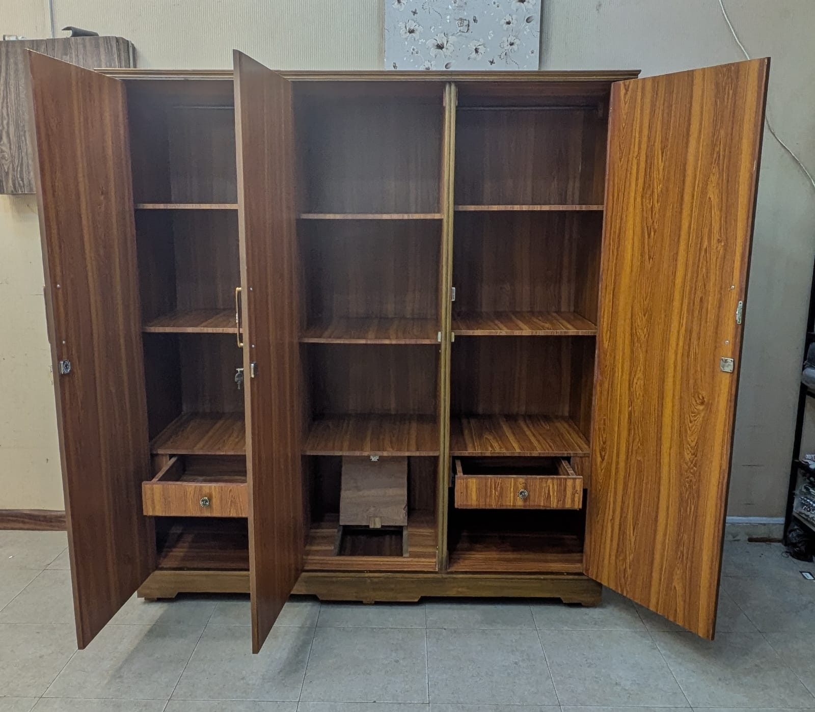 SHEESHAM WOOD KING SIZE BEDROOM SET