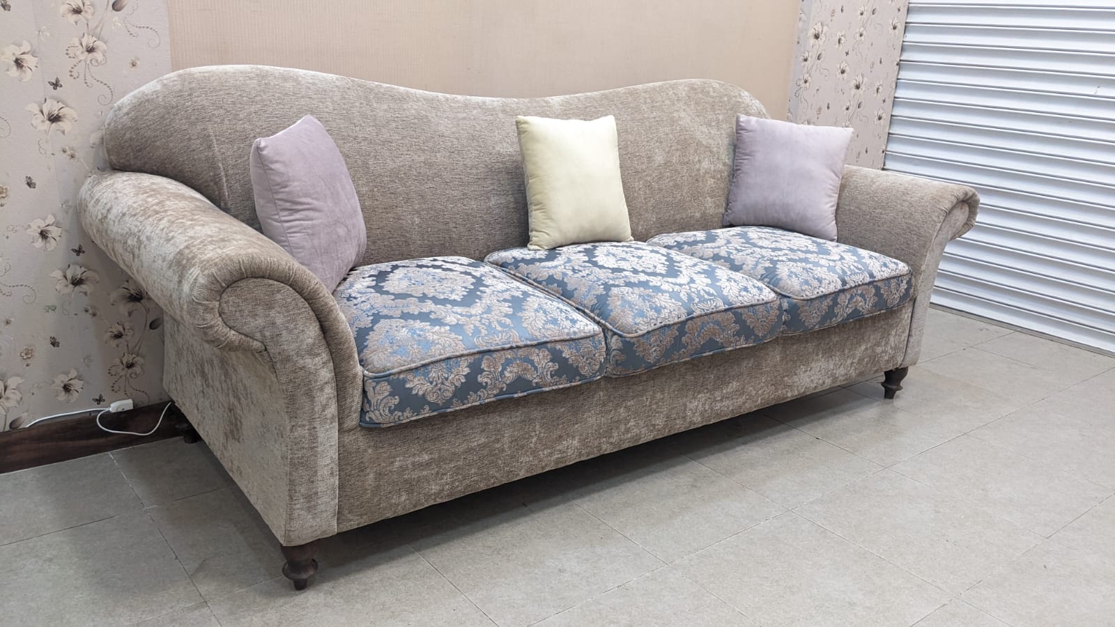 Comfortable 5 Seater Sofa Set