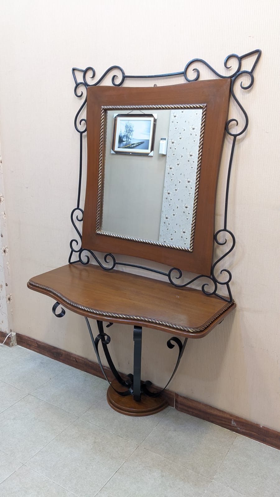 Console With Mirror