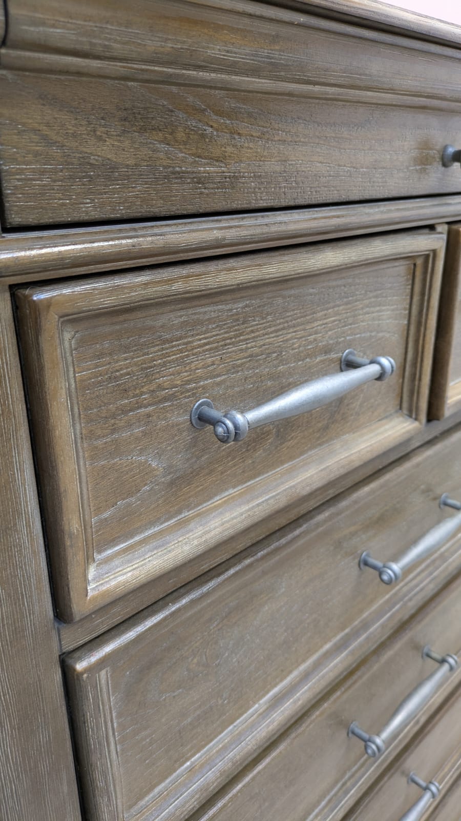 Imported American Ashley Furniture Chest Of drawers