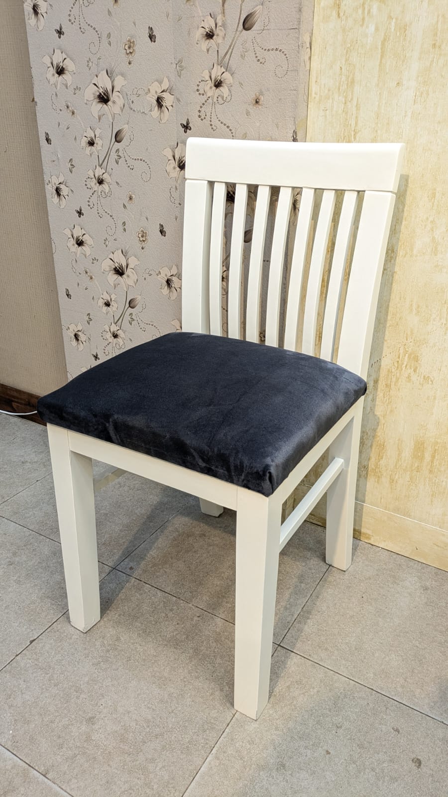 Twin Size Bed With Set