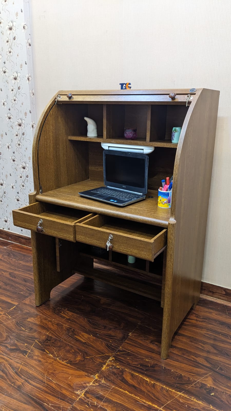 ✨ Imported ✨ Roll Top Desk