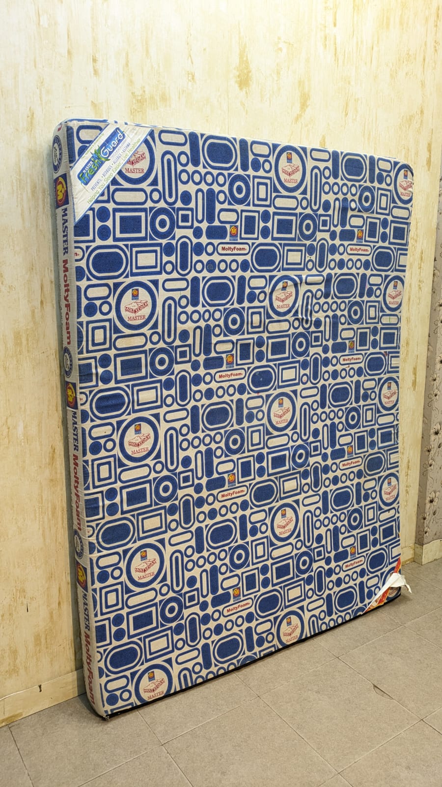 Master moltyfoam queen Size Mattress