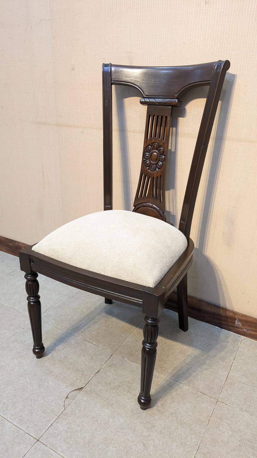 Solid Sheesham Wood 6 Seater Dining Table