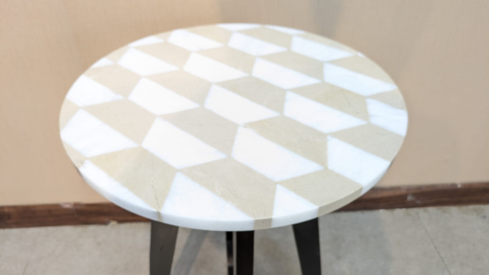 Celeste Home Fashion Elissa Corner Table