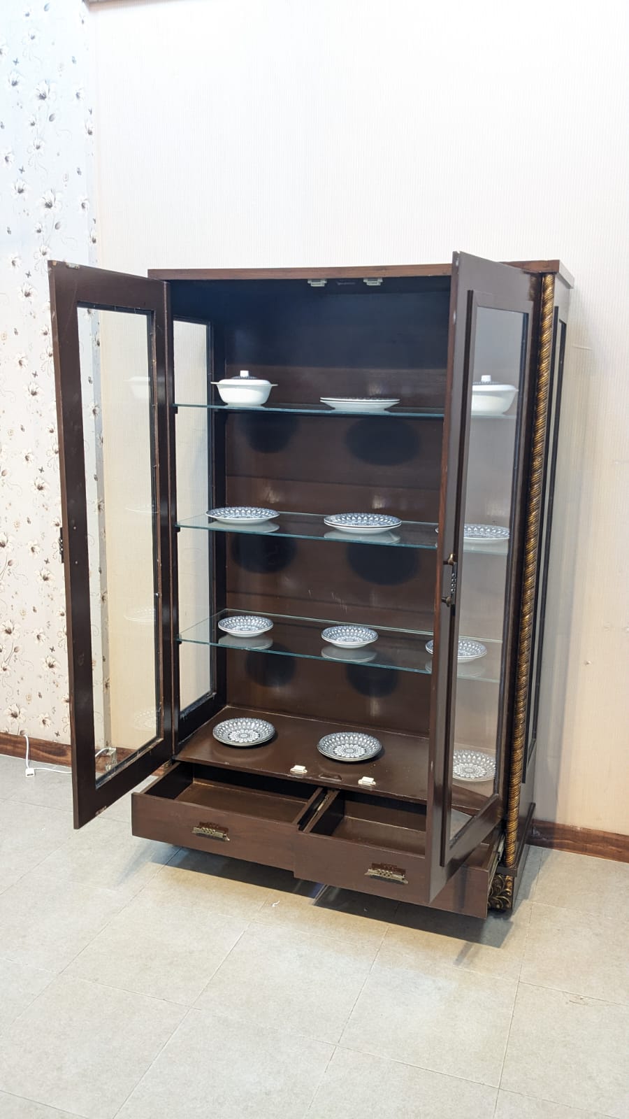 2 Door Crockery Divider