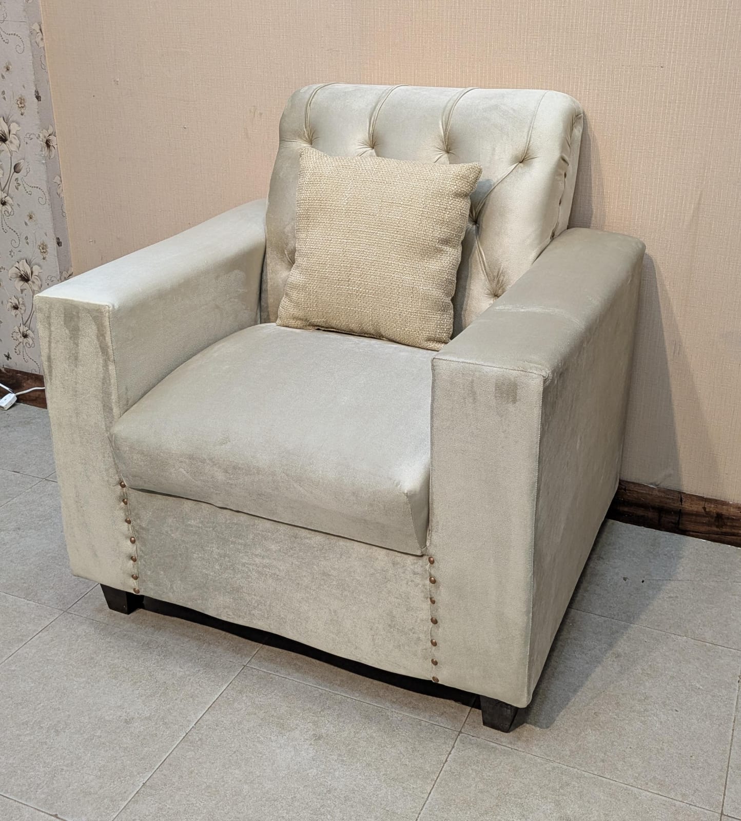 Modern Design 7 Seater Sofa Set