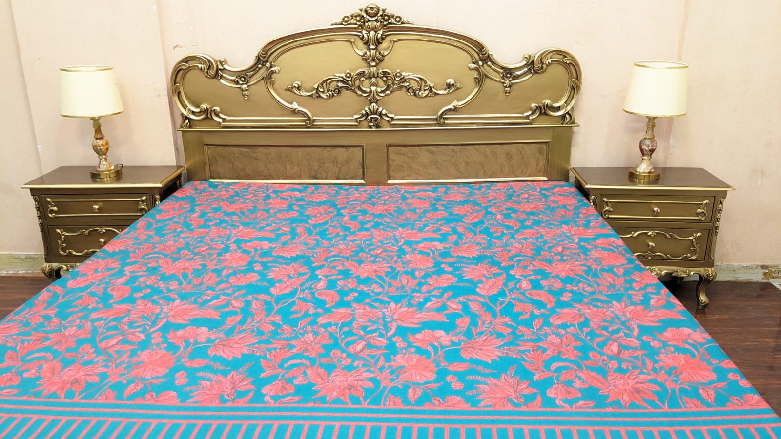 Chinioti Solid Sheesham Wood King Size Bed Set