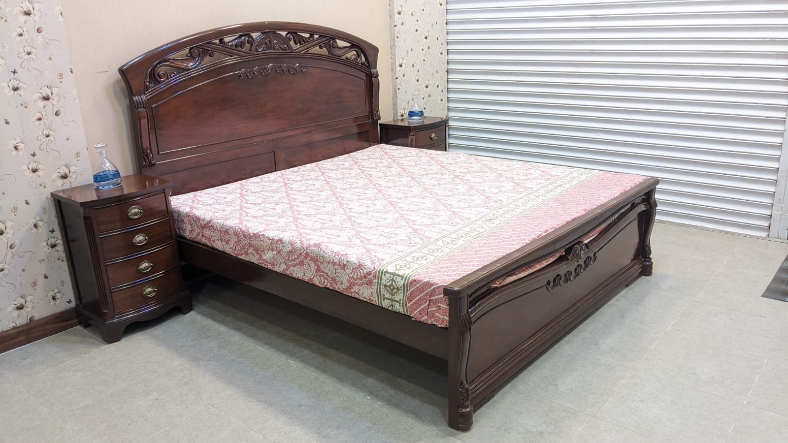 Solid Sheesham Wood King Size Bed with 2 Side Tables