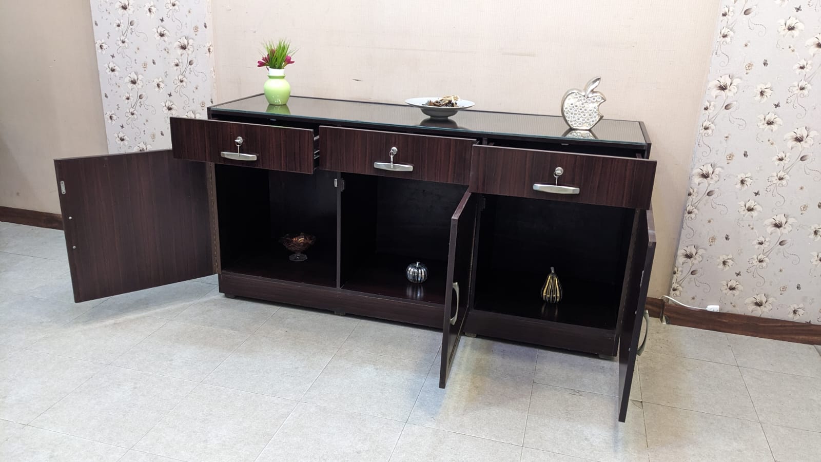 Sideboard