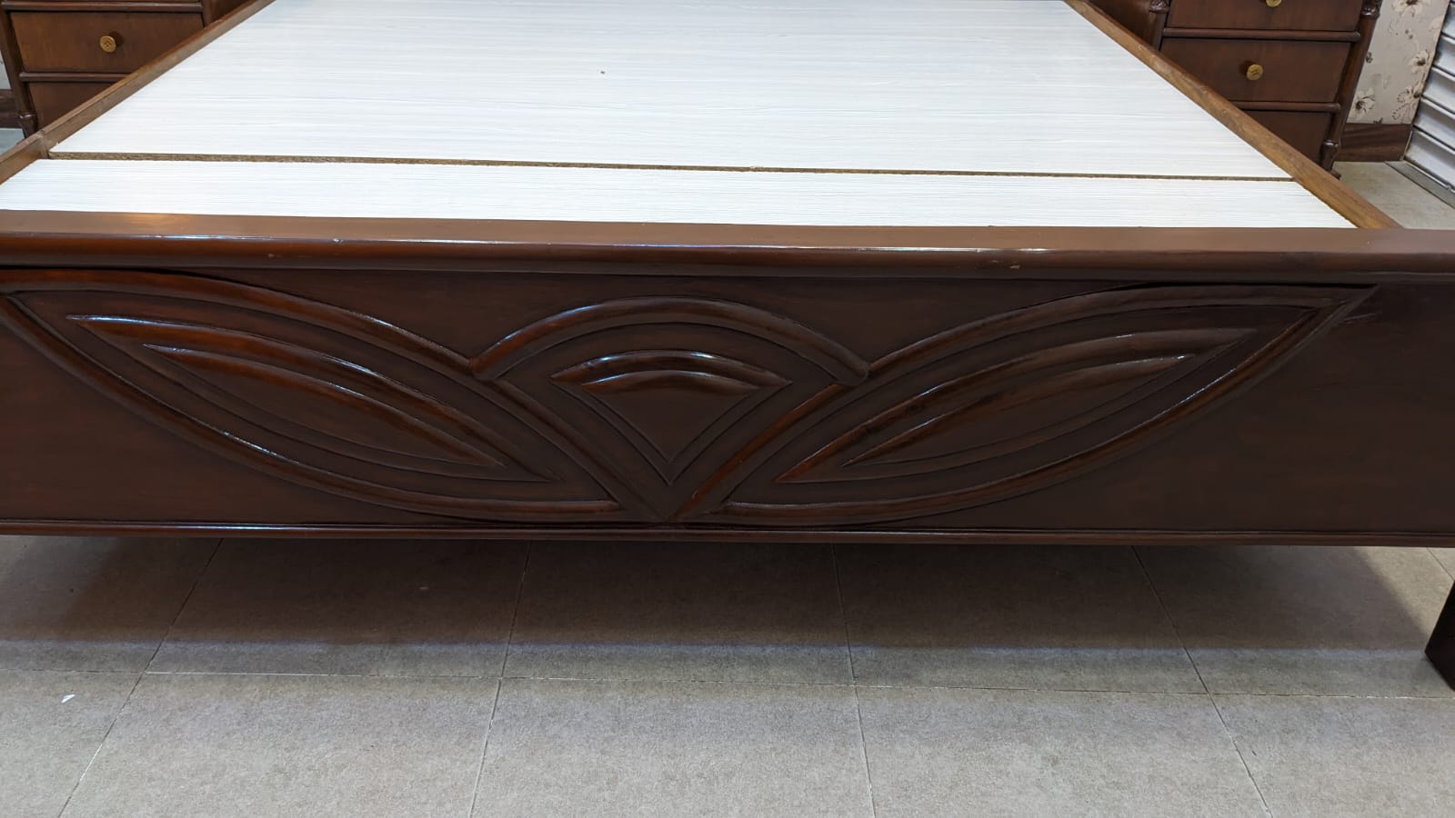 Double Bed with 2 Side Tables