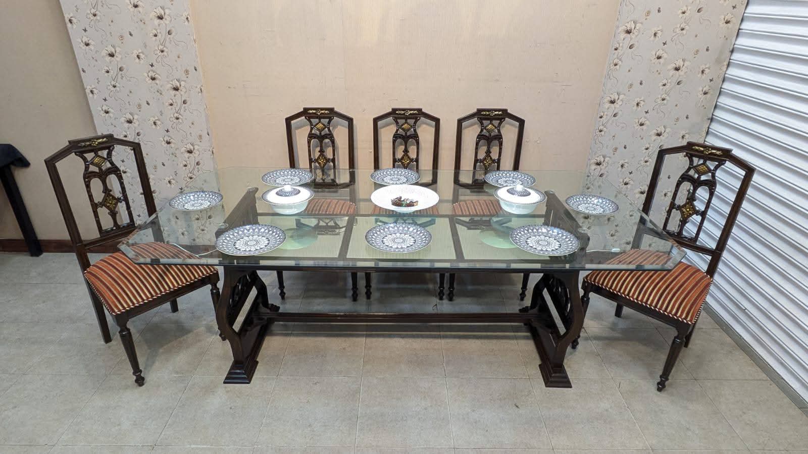 Solid Sheesham Wood 8 Seater Dining Table