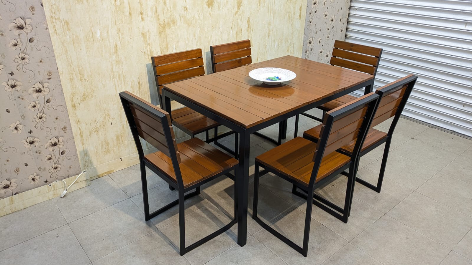 6 Seater Dinning Table