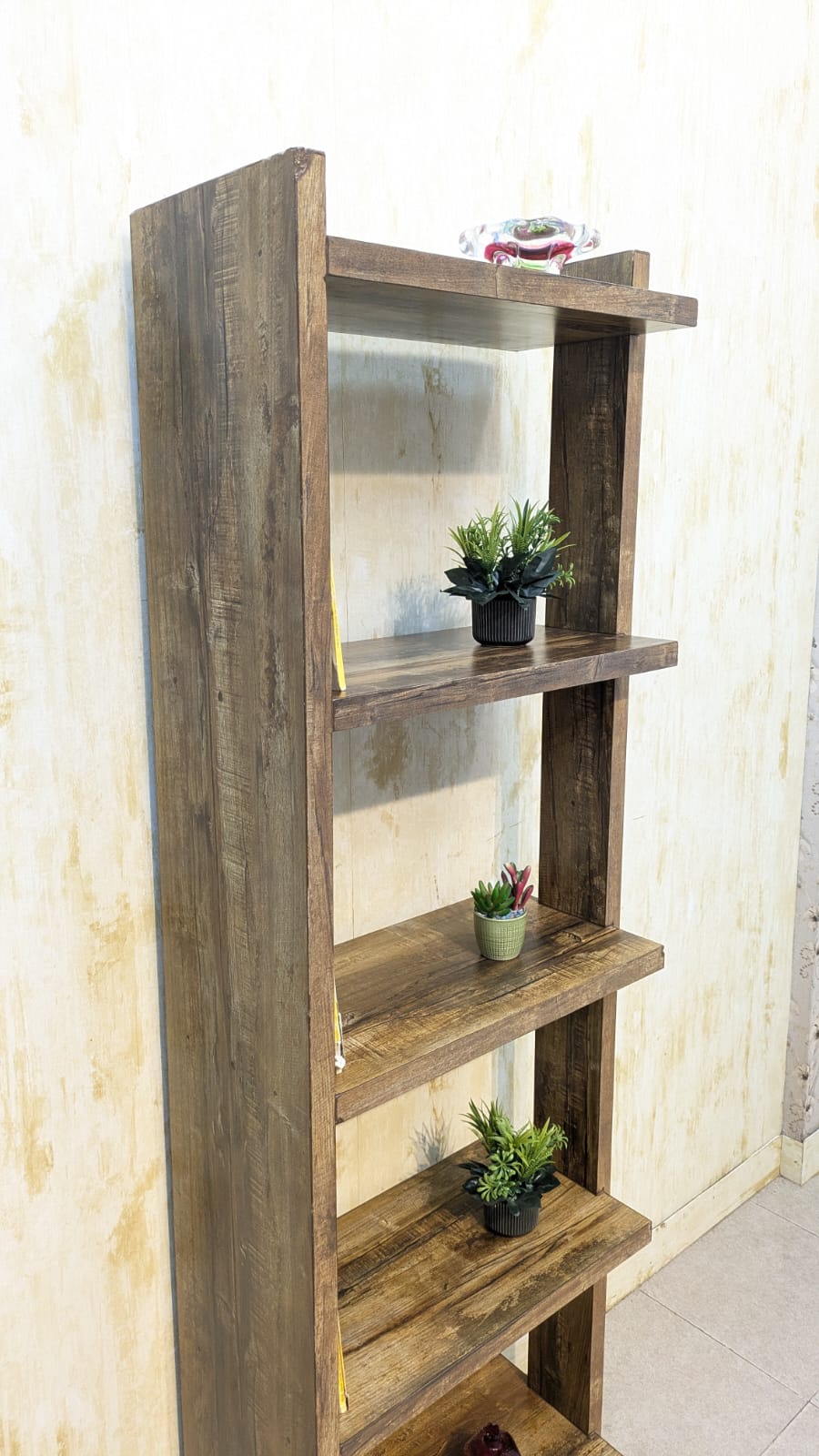 Brand New Stylish Bookshelf / Decorative Shelf