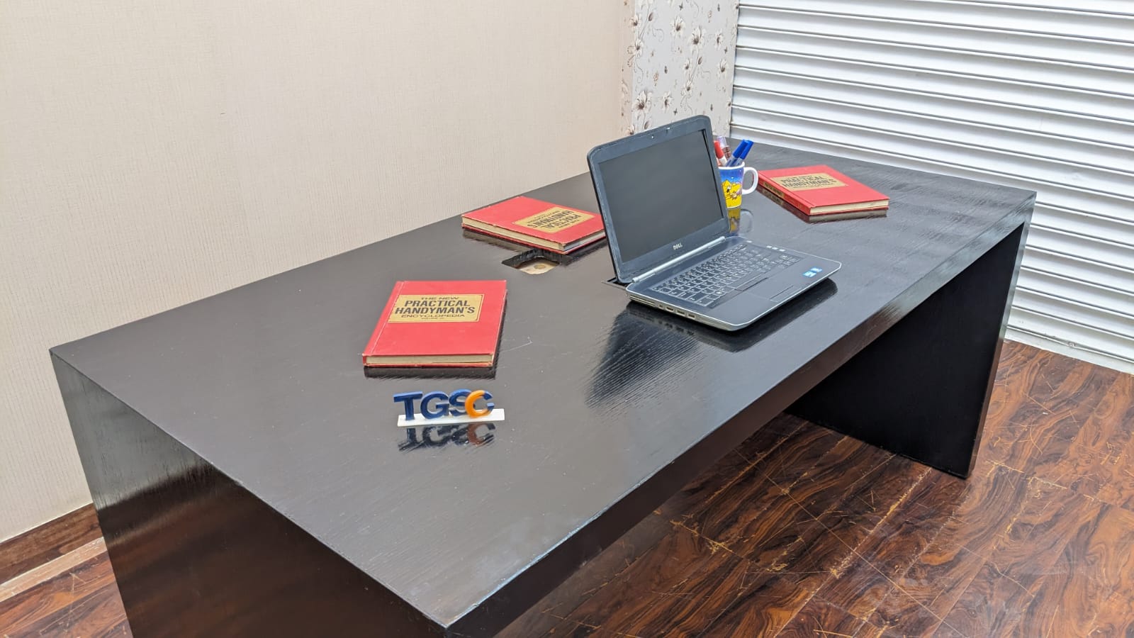 4 Person Workstation Table
