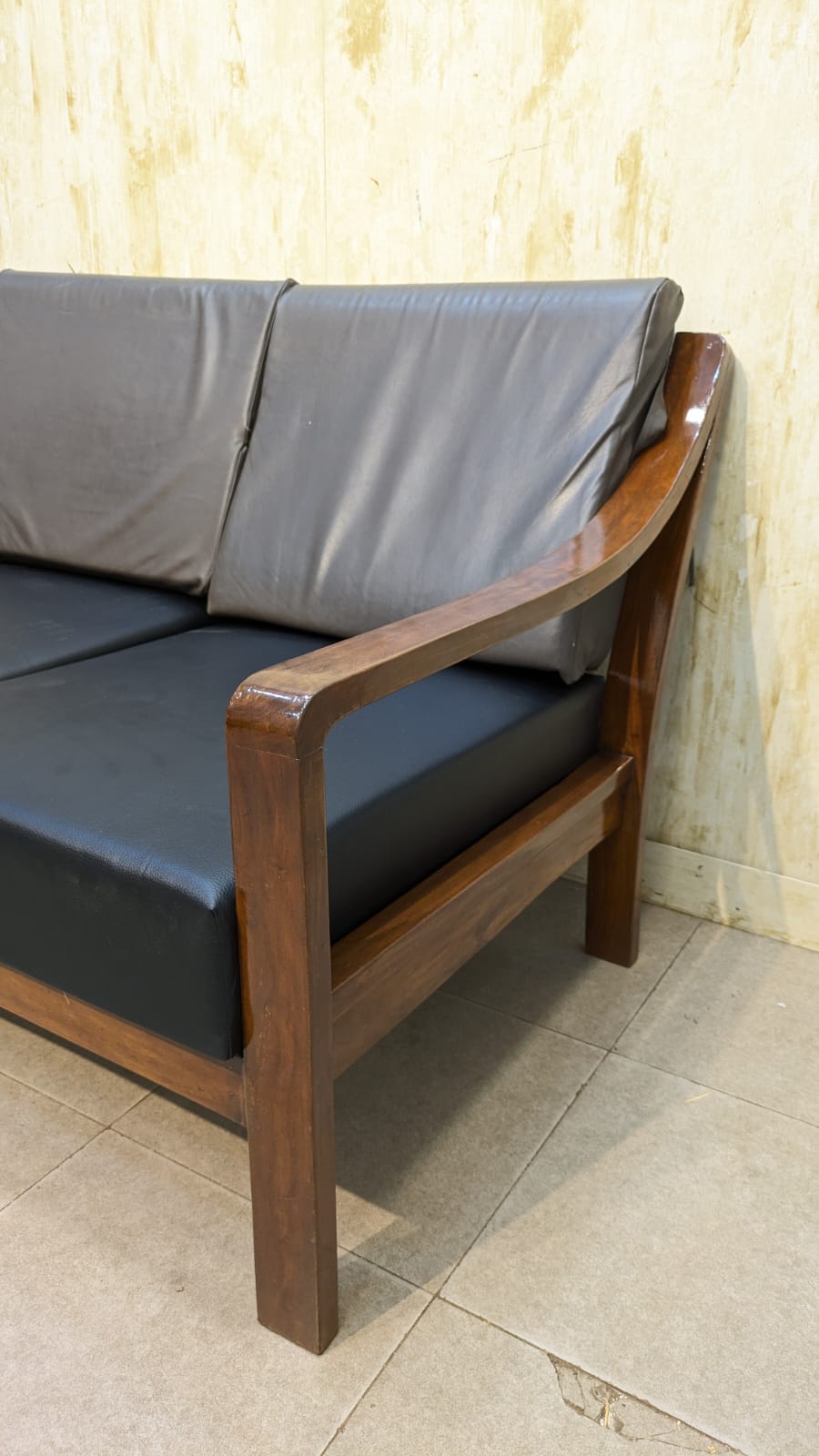 4 Seater Sofa