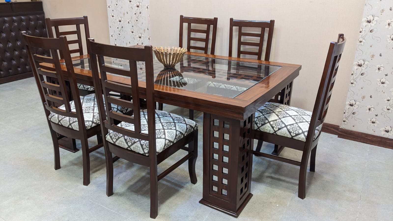 6 Seater Dining Table
