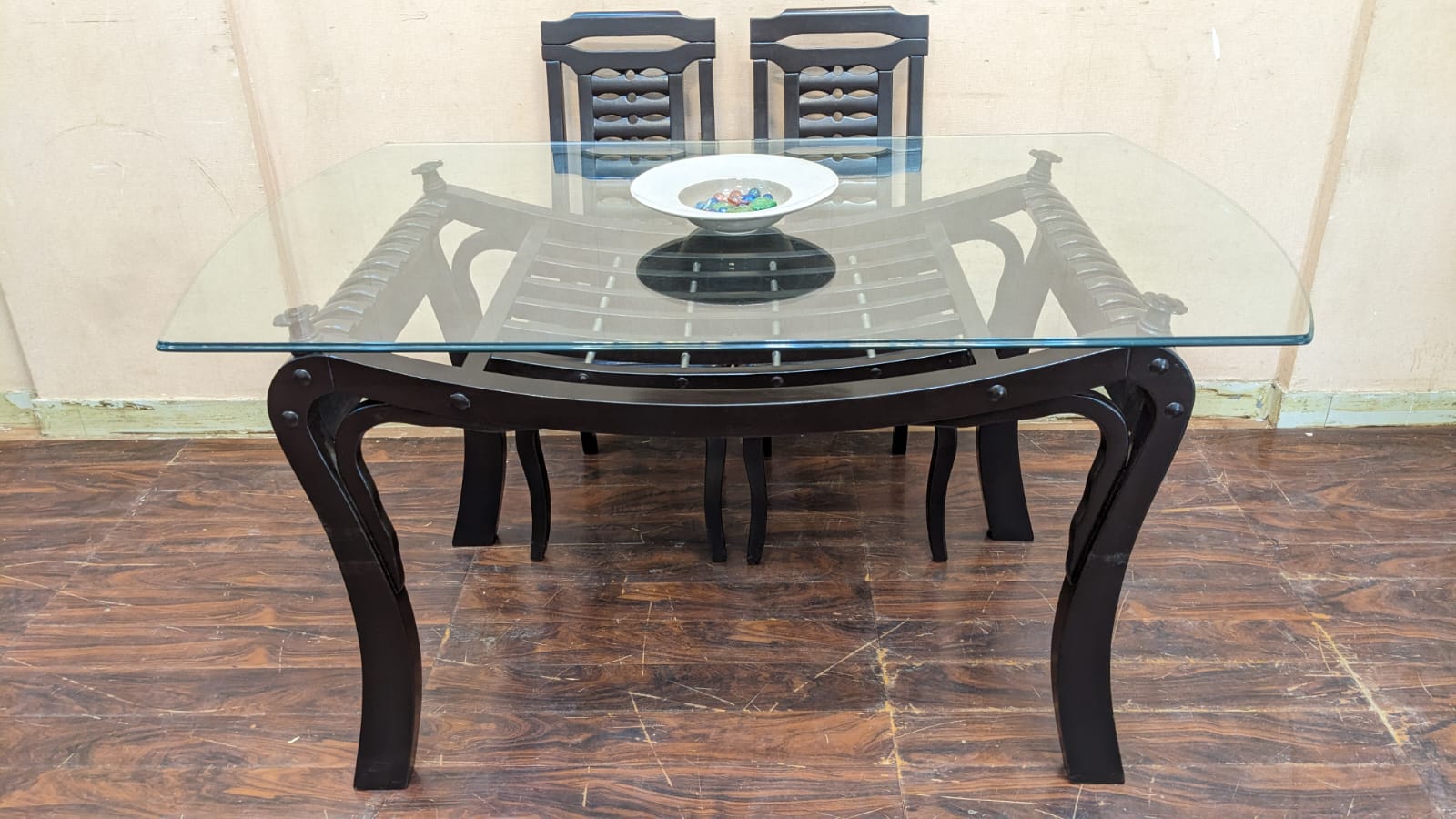 6 Seater Dining Table