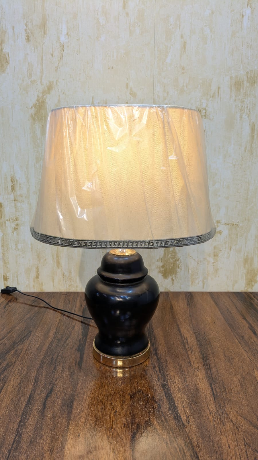 Imported Elegant Table lamp