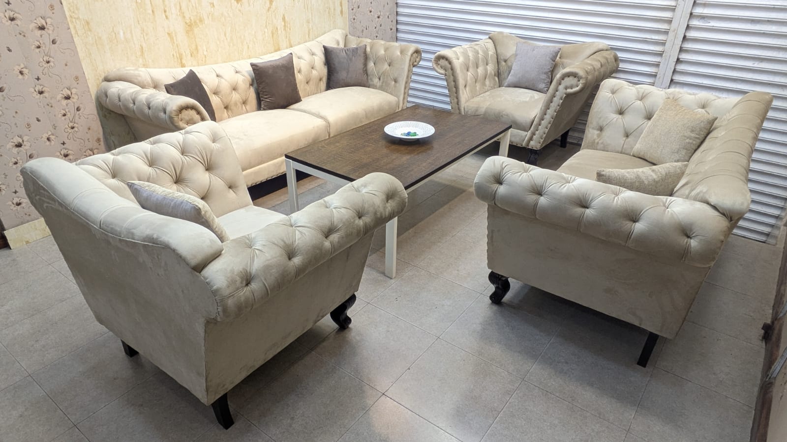 Comfortable 7 Seater Sofa Set