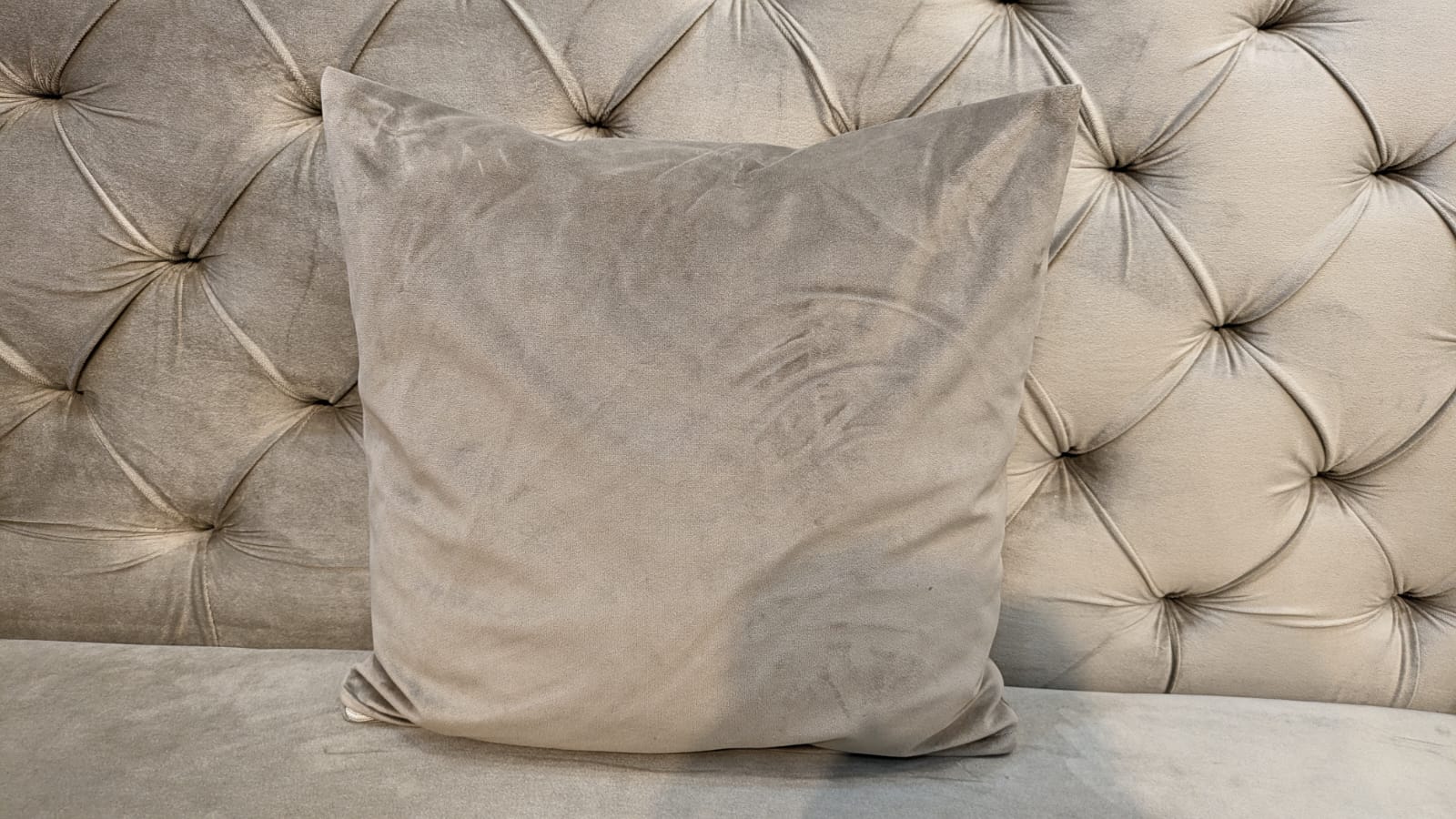 Solid Sheesham Wood Chinioti 5-Seater Sofa Set
