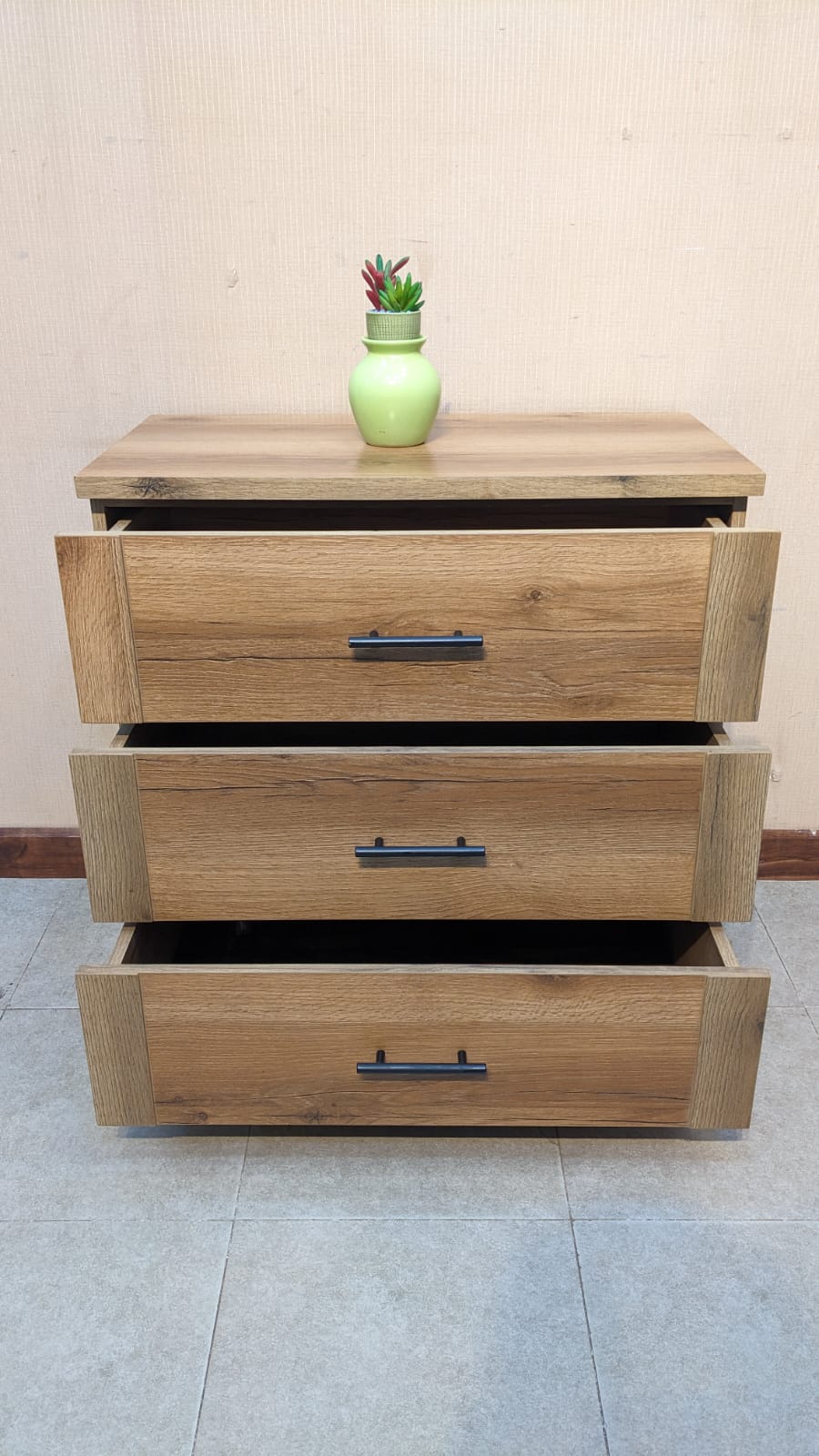 New Chest Of Drawers