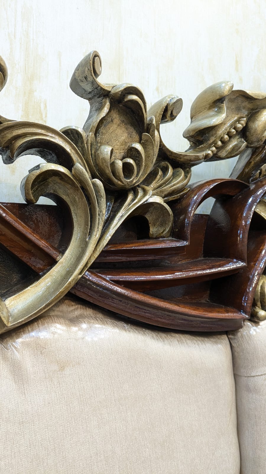 Luxurious King Size Bed