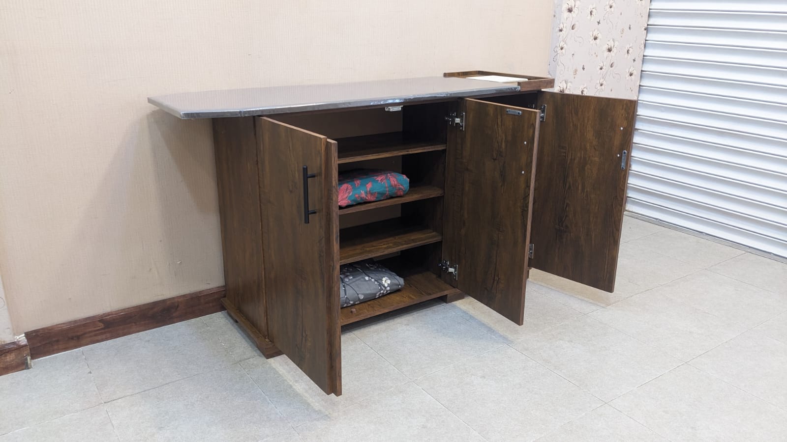 Brand New Ironing Station