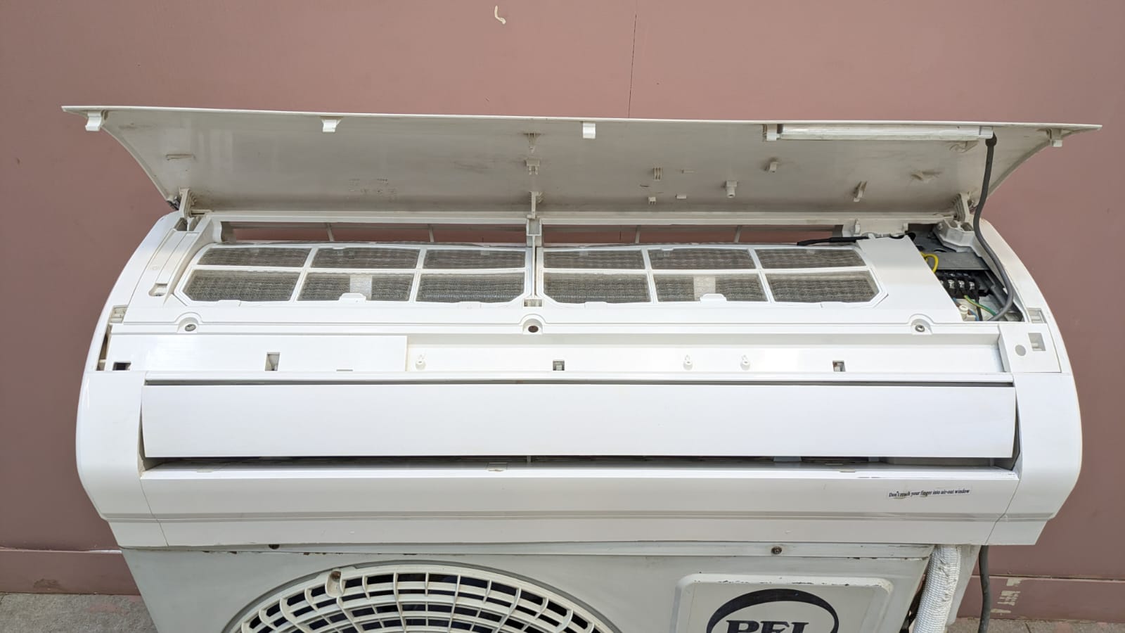PEL 1 TON SPLIT AIR CONDITIONER