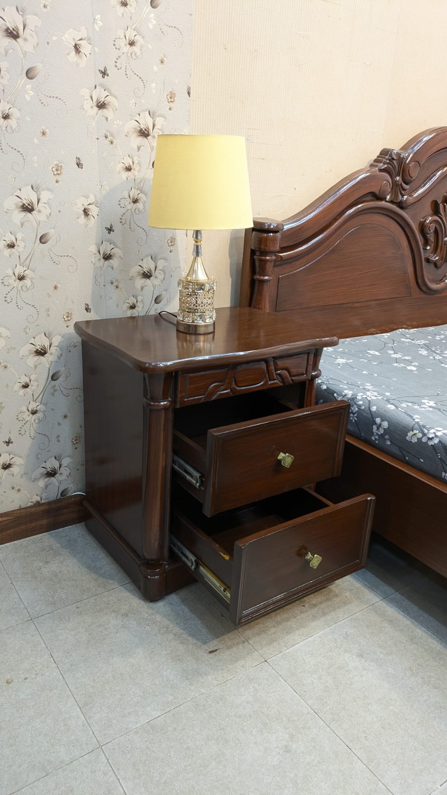 Diyar Wood King Size Bed with 2 Side Tables