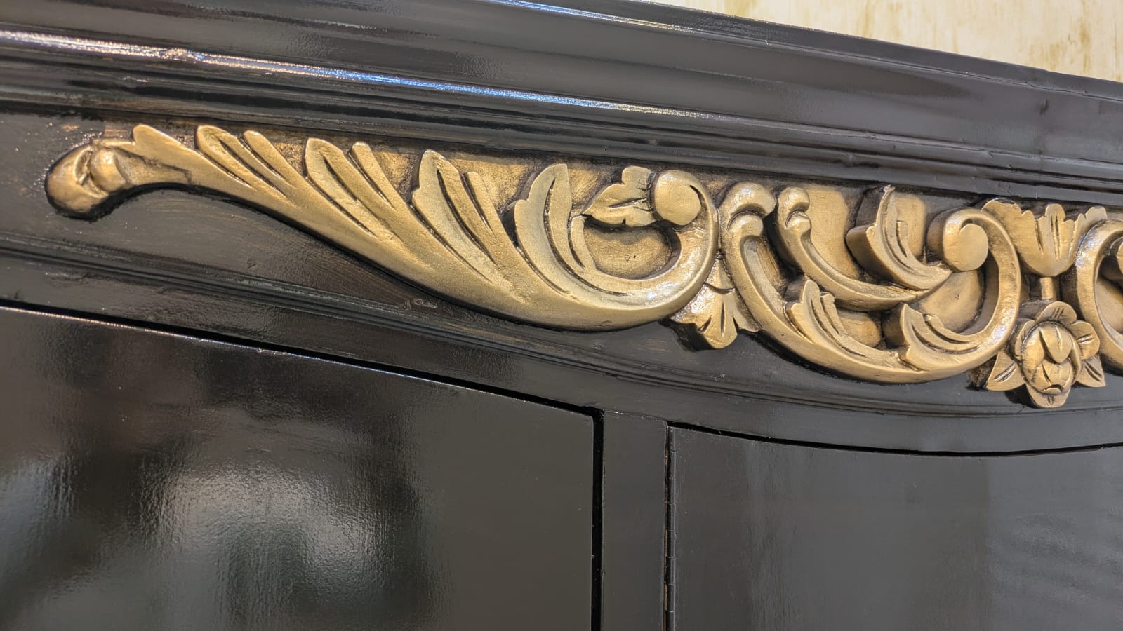 Solid Sheesham Wood 3 Door Almirah