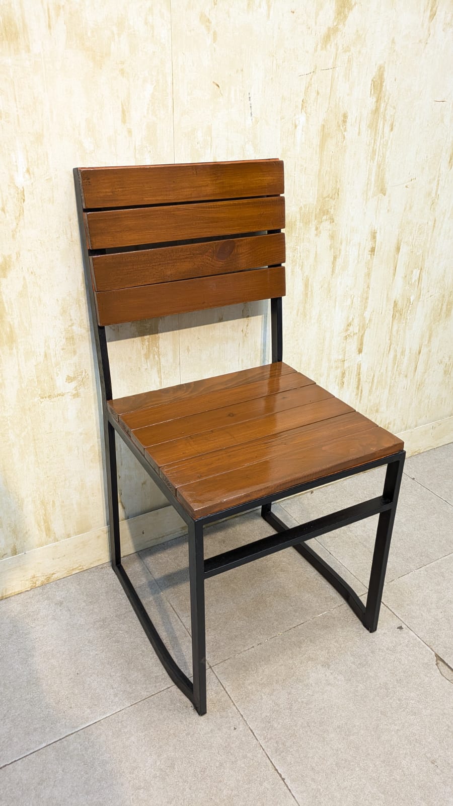 6 Seater Dinning Table